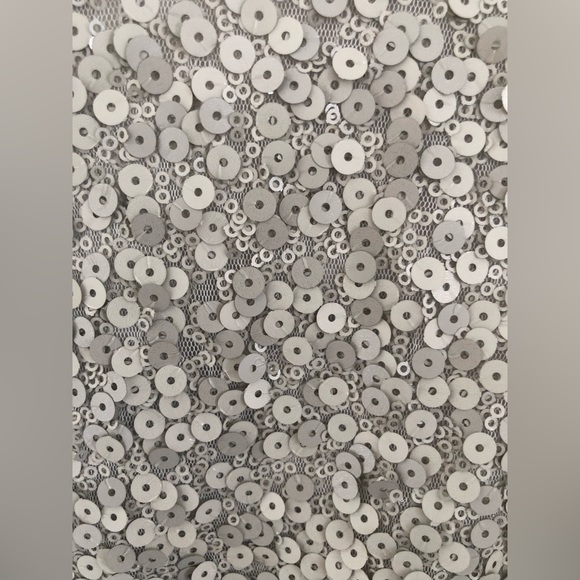 Vince Camuto sequins top. - Picture 8 of 9